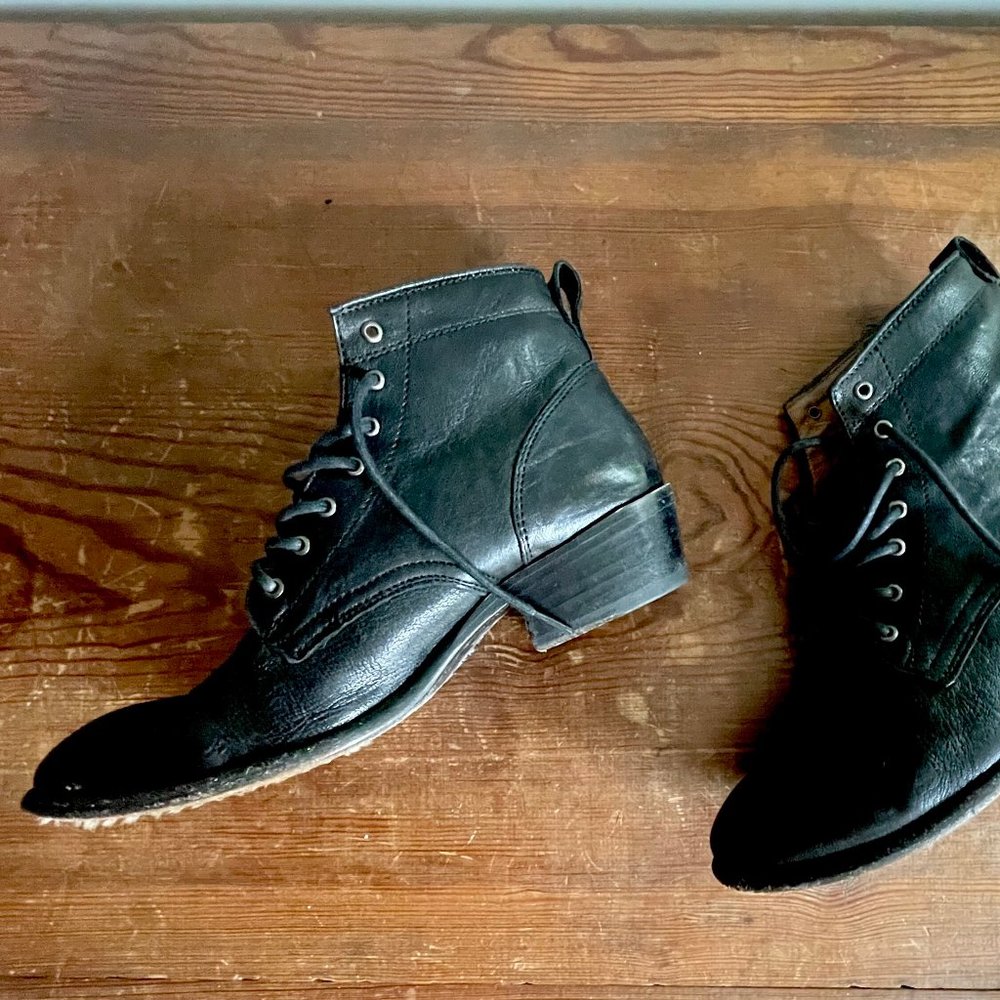Frye Black Leather Carson Ankle Boots